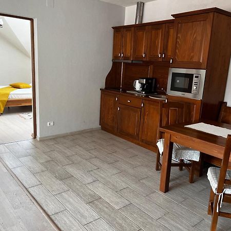 Cozy Apartment Braşov Exterior foto